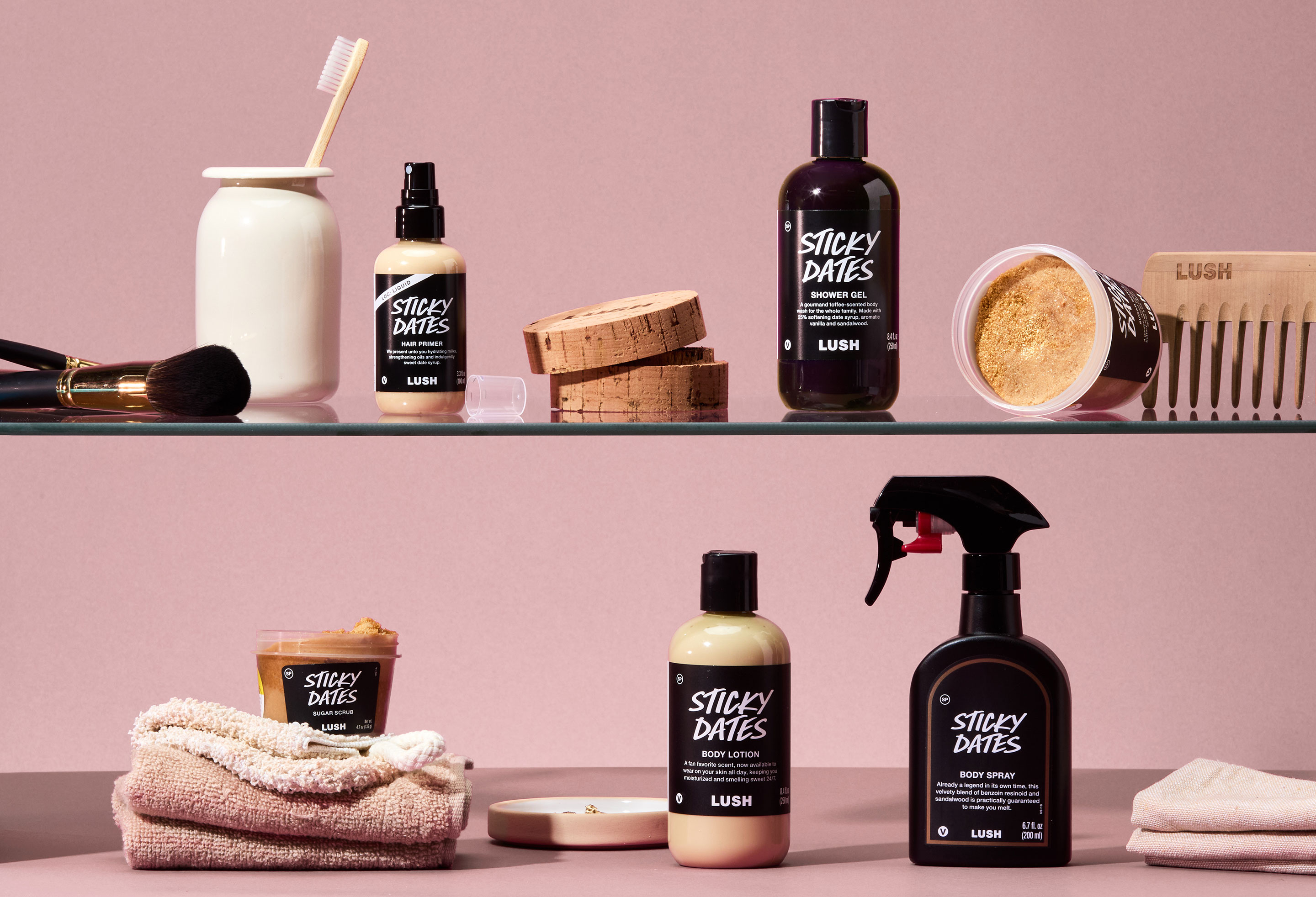 Sticky Dates | Vanilla and Sandalwood Scented Collection | LUSH